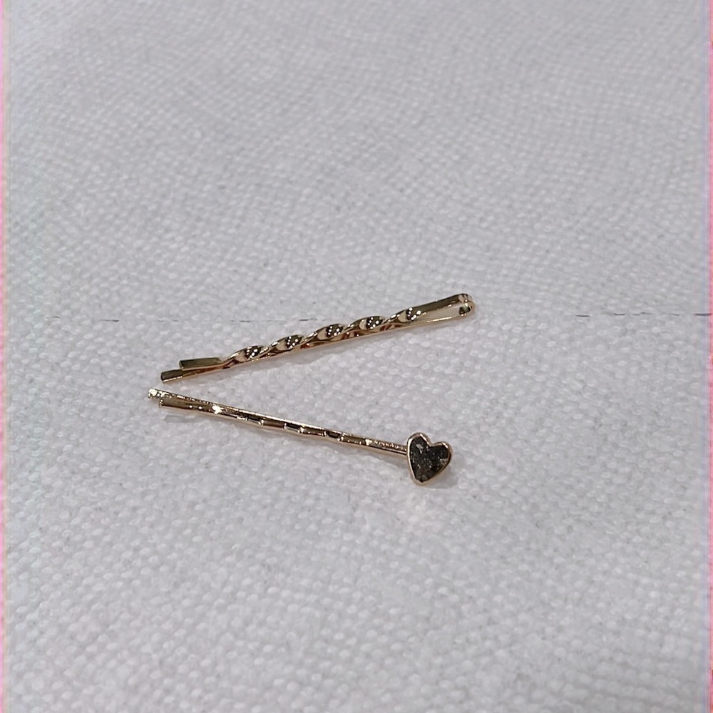 4 Piece Metal Hair Accessories - Picture 2 of 5